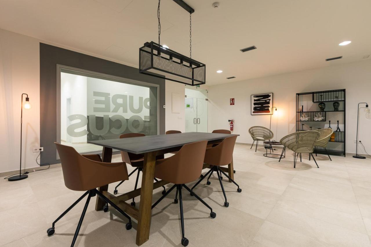 The Golden Oasis Penthouse Lejlighed Estepona Eksteriør billede