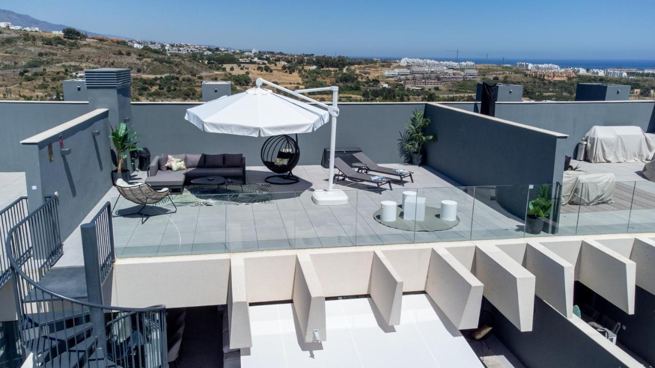 The Golden Oasis Penthouse Lejlighed Estepona Eksteriør billede